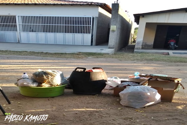 01102019 LIXOSC - EM SANTA CRUZ: Coleta de lixo falha e população cobra do prefeito Paulo César