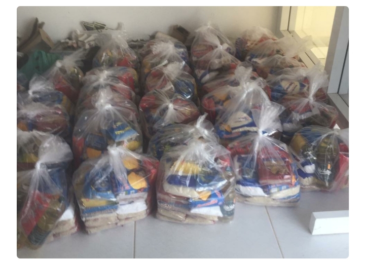 FAZENDO O BEM: Live do cantor Gilson Mania arrecada mais de 21 toneladas de alimentos e anuncia que dia 06 de junho tem mais uma live 04062020 1C - FAZENDO O BEM: Live do cantor Gilson Mania arrecada mais de 21 toneladas de alimentos e anuncia que dia 06 de junho tem mais uma live