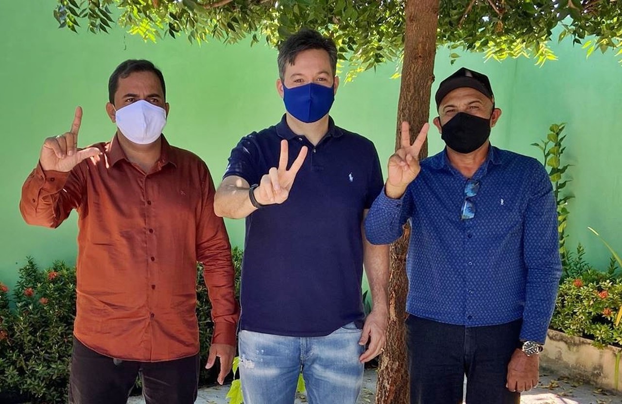 Definida a chapa da oposição em Poço José de Moura: Luís Anacleto e Antônio Pedro na vice; VEJA 13072020 PJDM Easy Resize.com - Definida a chapa da oposição em Poço José de Moura: Luís Anacleto e Antônio Pedro na vice; VEJA