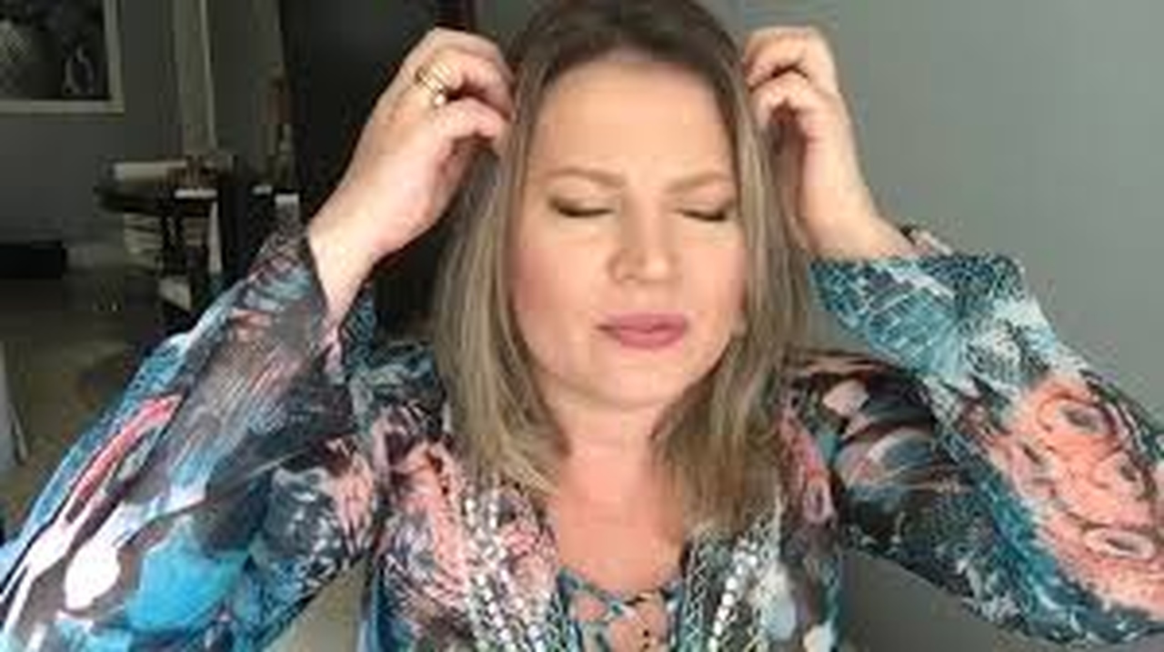DEU POSITIVO: Deputada Joice Hasselmann diz que foi infectada pelo coronavírus 18062020 Hasselmann Easy Resize.com - DEU POSITIVO: Deputada Joice Hasselmann diz que foi infectada pelo coronavírus