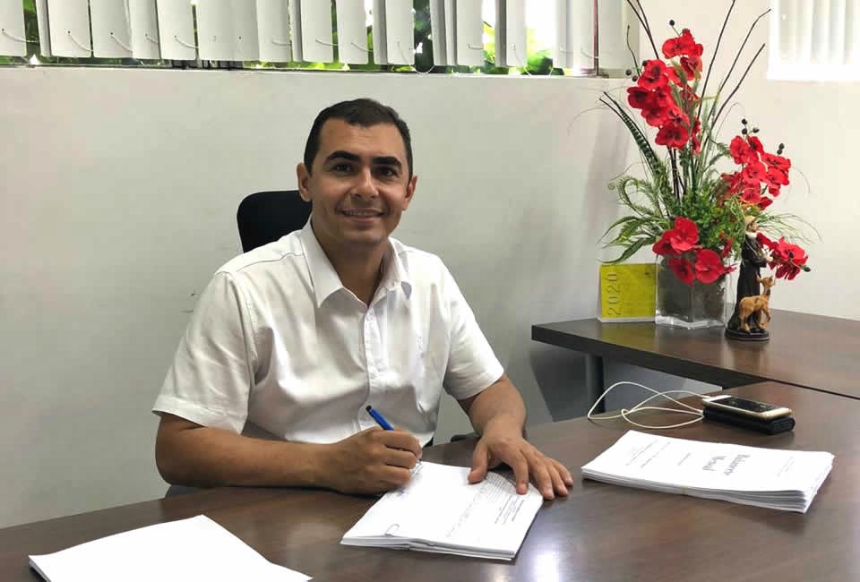 EM UIRAÚNA: Prefeitura autoriza volta da Feira Livre, reabertura do Mercado Público e recomenda o uso de máscaras por toda a população. 20042020 segundo - EM UIRAÚNA: Prefeitura autoriza volta da Feira Livre, reabertura do Mercado Público e recomenda o uso de máscaras por toda a população.