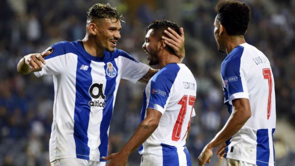 Atacante sousense Tiquinho Soares marca dois e Porto estreia com vitória na Liga Europa; CONFIRA. 20092019 Tiquinho - Atacante sousense Tiquinho Soares marca dois e Porto estreia com vitória na Liga Europa; CONFIRA.