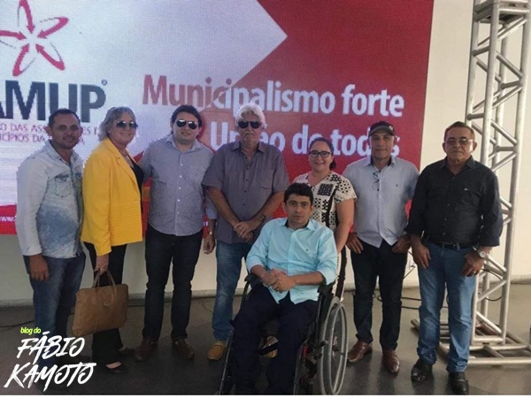 26052019 PJMFAMUP - Prefeita e Vereadores de Poço José de Moura prestigiam encontro da Famup e manifesta apoio à unificação das eleições.