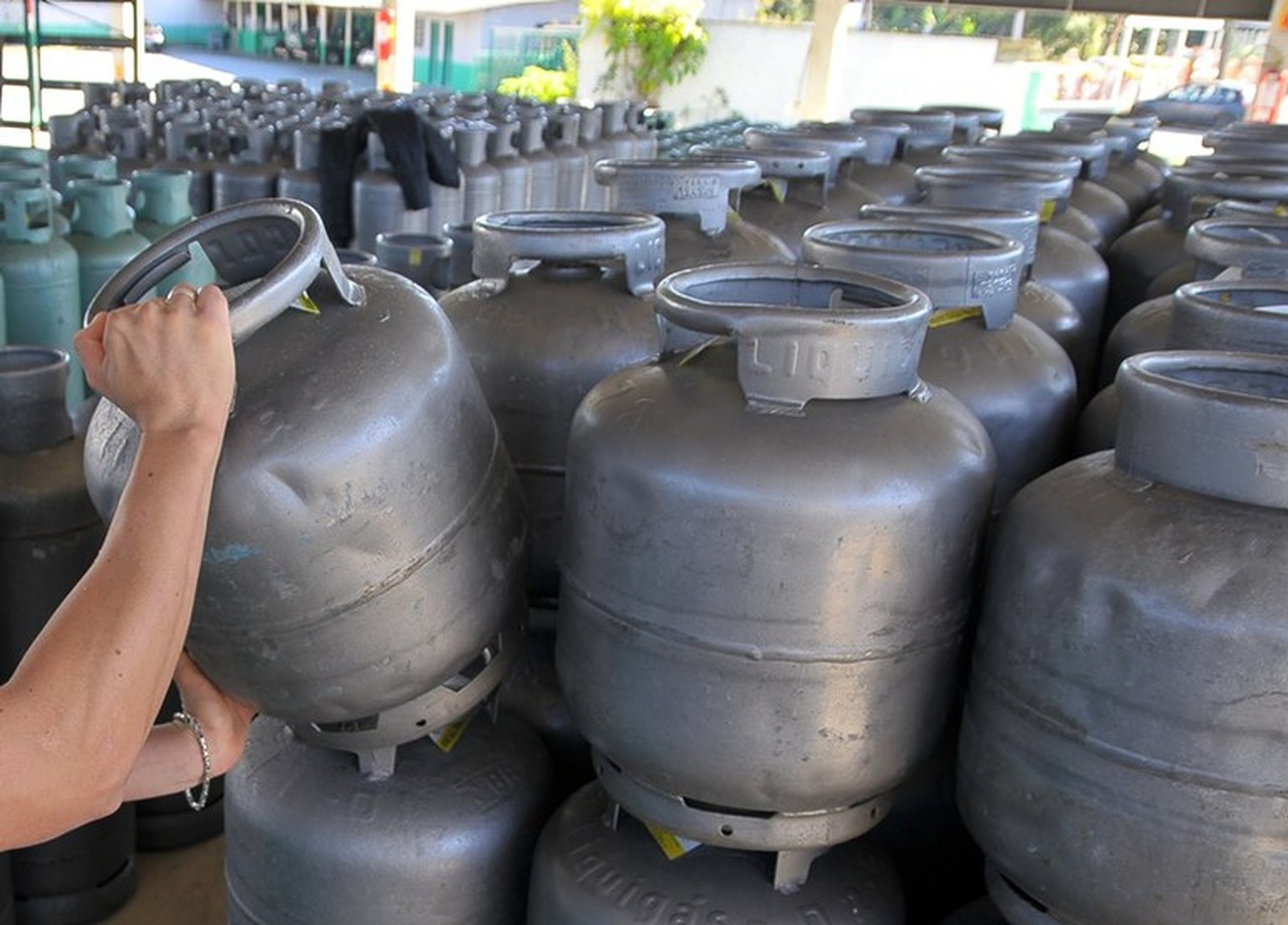 NOVO AUMENTO: Preço do gás de cozinha registra alta de 5% a partir desta segunda-feira 27072020 GAS Easy Resize.com - NOVO AUMENTO: Preço do gás de cozinha registra alta de 5% a partir desta segunda-feira