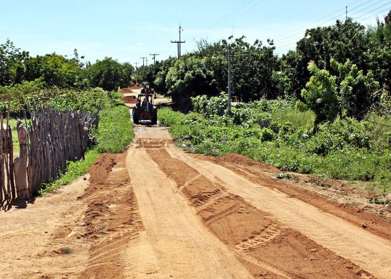APARECIDA: Secretaria Municipal de Agricultura e Meio Ambiente intensifica os trabalhos de recuperação e terraplanagem no Assentamento Acauã; VEJA 29062020 1APARECIDA Easy Resize.com - APARECIDA: Secretaria Municipal de Agricultura e Meio Ambiente intensifica os trabalhos de recuperação e terraplanagem no Assentamento Acauã; VEJA