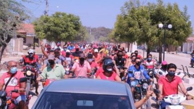 jn3 390x220 - João Neto e Hélio Roque realizam primeira grande carreata da campanha na cidade de Aparecida.