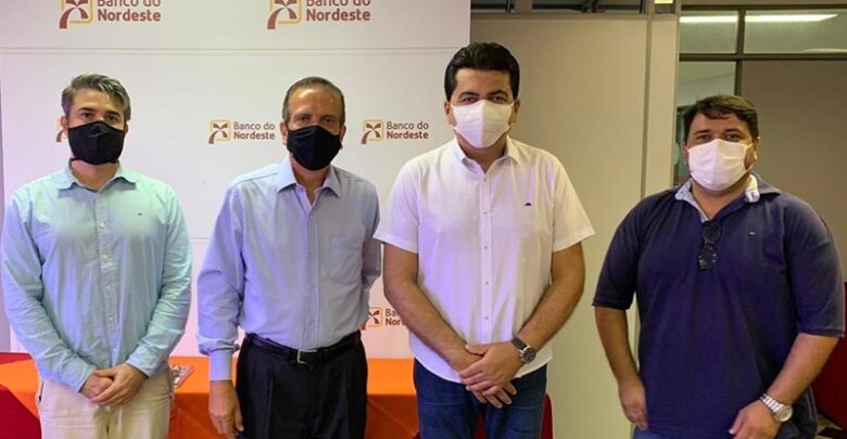 Prefeito eleito Manoel Júnior se reúne com superintendente do Banco do Nordeste para garantir parceria em prol dos agricultores de Pedras de Fogo Manoel JR 780x405 - Prefeito eleito Manoel Júnior se reúne com superintendente do Banco do Nordeste para garantir parceria em prol dos agricultores de Pedras de Fogo