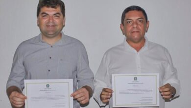 RINALDO E OTAVIO 390x220 - Prefeito eleito Rinaldo Cipriano, Vice Otávio Neto e vereadores de Joca Claudino são diplomados de forma virtual