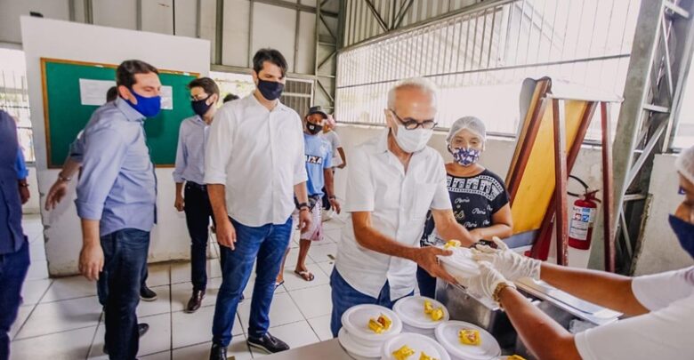 JOÃO PESSOA : Prefeito Cícero almoça no Restaurante Popular e anuncia ampliação do serviço CICERO NOVA2 780x405 - JOÃO PESSOA : Prefeito Cícero almoça no Restaurante Popular e anuncia ampliação do serviço