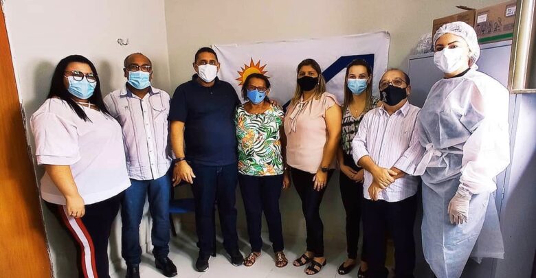 Prefeitura de Aparecida recebe 47 doses da vacina Coronavac e dá início a imunização dos profissionais de saúde vacina aparecida 780x405 - Prefeitura de Aparecida recebe 47 doses da vacina Coronavac e dá início a imunização dos profissionais de saúde