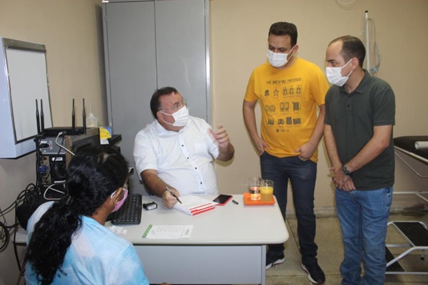 NO RN: Prefeito Dr. Cássio recebe Deputado Estadual Dr. Bernardo Amorim e reforça parceria pelo bem de Riacho de Santana DR B1 - NO RN: Prefeito Dr. Cássio recebe Deputado Estadual Dr. Bernardo Amorim e reforça parceria pelo bem de Riacho de Santana