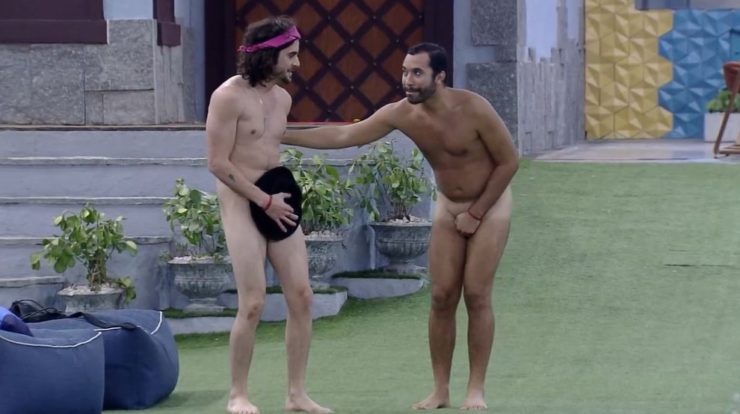 BBB21: Pelados, Gilberto e Fiuk se beijam e pulam na piscina após paredão; veja vídeo pelados - BBB21: Pelados, Gilberto e Fiuk se beijam e pulam na piscina após paredão; veja vídeo