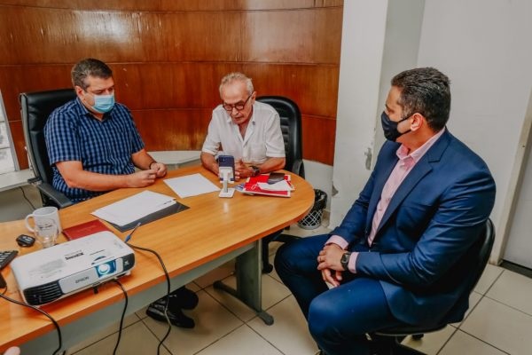 JOÃO PESSOA : Prefeito se reúne com representante do Ministério da Economia para debater programa Cidade Sustentável jpciceroreuniao - JOÃO PESSOA : Prefeito se reúne com representante do Ministério da Economia para debater programa Cidade Sustentável
