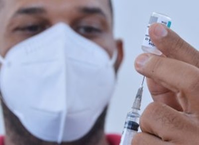 Prefeitura de João Pessoa segue com segunda dose das vacinas Astrazeneca e Coronavac nesta quarta-feira JUNHOVACINA - Prefeitura de João Pessoa segue com segunda dose das vacinas Astrazeneca e Coronavac nesta quarta-feira