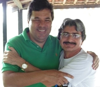 Após articulação de Gilvandro Estrela e Mendonça, em Brasília, Prefeitura de Belo Jardim recebe R$ 1 milhão do Governo Federal para a saúde GILVANDRO - Após articulação de Gilvandro Estrela e Mendonça, em Brasília, Prefeitura de Belo Jardim recebe R$ 1 milhão do Governo Federal para a saúde