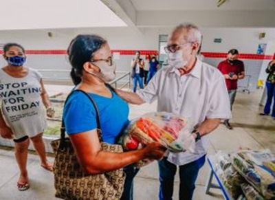 JOÃO PESSOA: Prefeito Cícero Lucena inicia entrega de 75 mil kits alimentares para estudantes da Rede Municipal de Ensino cicerofeitasjulho - JOÃO PESSOA: Prefeito Cícero Lucena inicia entrega de 75 mil kits alimentares para estudantes da Rede Municipal de Ensino