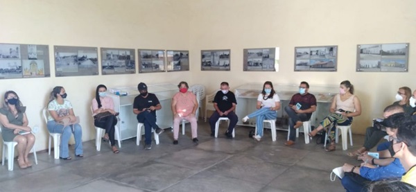 Triunfo : Secretária de Cultura participa de encontro regional que discutiu a aplicação da Lei Aldir Blanc encontrocultura2 1 - Triunfo : Secretária de Cultura participa de encontro regional que discutiu a aplicação da Lei Aldir Blanc
