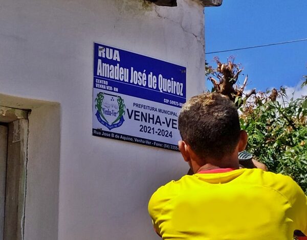 SINALIZAÇÃO: Prefeitura instala placas com identificação das ruas em Venha-Ver ruas 600x470 - SINALIZAÇÃO: Prefeitura instala placas com identificação das ruas em Venha-Ver