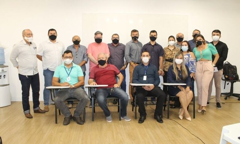 PATOS: Secretaria de Infraestrutura participa de comemorações do dia do corretor de imóveis patos infra 780x470 - PATOS: Secretaria de Infraestrutura participa de comemorações do dia do corretor de imóveis