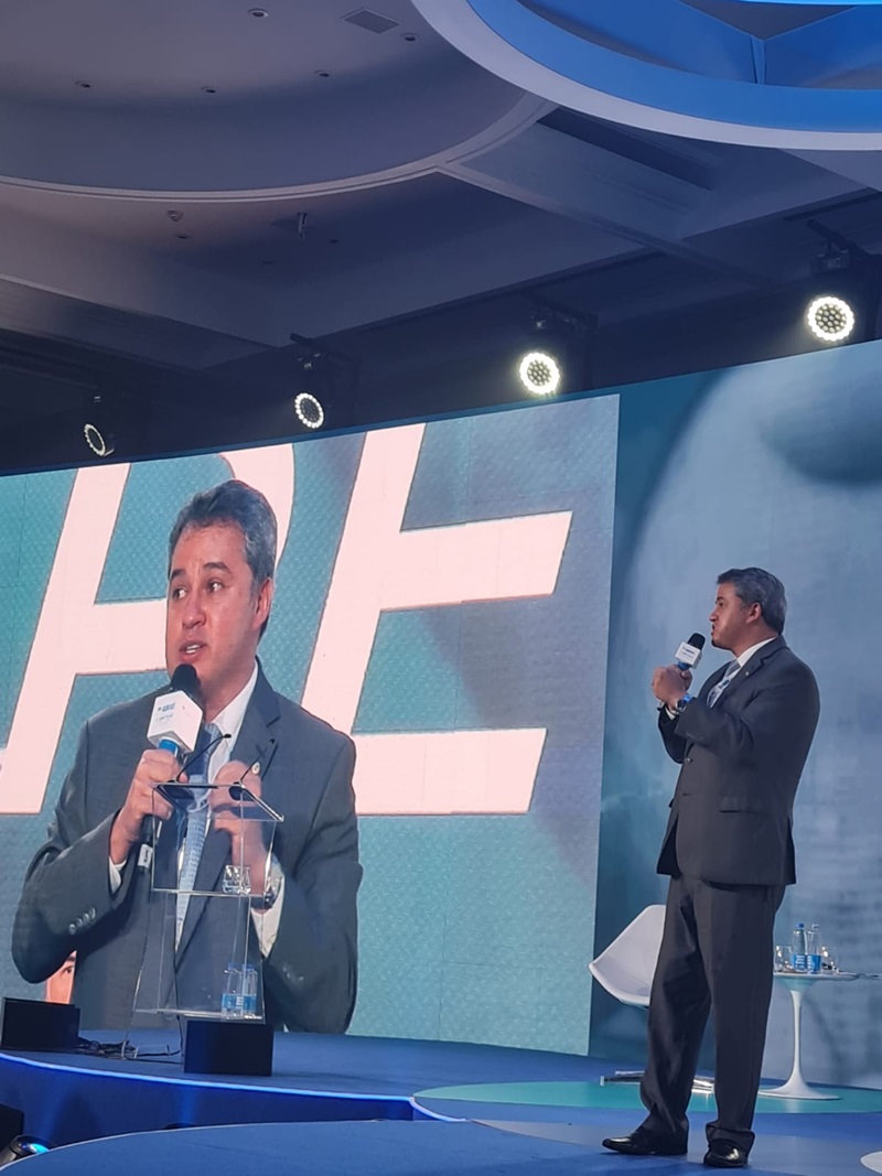 Efraim Filho participa da 55ª edição da Convenção da Associação Brasileira de Supermercados em São Paulo; "Pensar no futuro da economia é pensar em mais oportunidades de emprego para a população" diz efraim sp2 - Efraim Filho participa da 55ª edição da Convenção da Associação Brasileira de Supermercados em São Paulo; "Pensar no futuro da economia é pensar em mais oportunidades de emprego para a população" diz