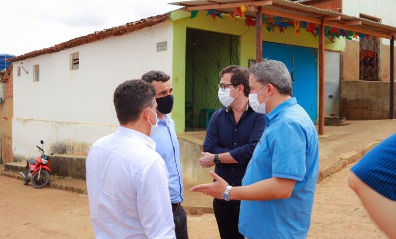 #PéNaEstrada: De Alagoa Nova a Juarez Távora, Efraim Filho segue investindo na Paraíba; Novos recursos totalizam 600 mil para a saúde dos municípios efraim2 780x470 - #PéNaEstrada: De Alagoa Nova a Juarez Távora, Efraim Filho segue investindo na Paraíba; Novos recursos totalizam 600 mil para a saúde dos municípios