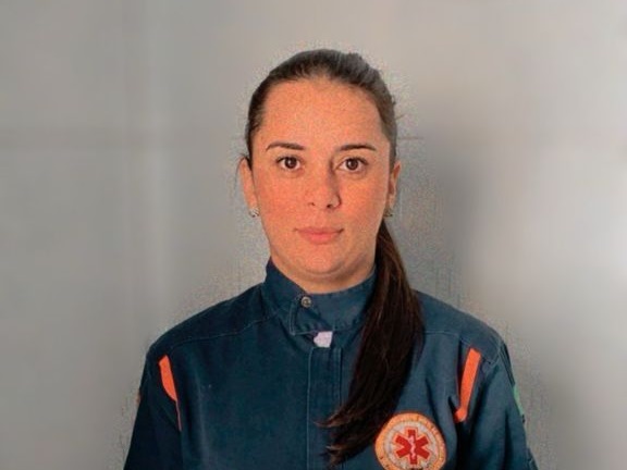 Sousense classifica categoria de CNH e conclui curso de APH para Motorista de Ambulância do SAMU; Jovem é a primeira da região que irá conduzir uma VTR. thais 1 - Sousense classifica categoria de CNH e conclui curso de APH para Motorista de Ambulância do SAMU; Jovem é a primeira da região que irá conduzir uma VTR.