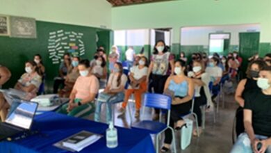 naza 390x220 - Nazarezinho realiza formação sobre o ensino híbrido e na oportunidade homenageou os professores pelo seu dia.