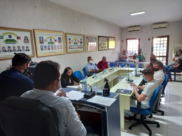 Câmara de São Francisco aprova por unanimidade LOA e PPA 2022; VEJA. sessaoagosto - Câmara de São Francisco aprova por unanimidade LOA e PPA 2022; VEJA.