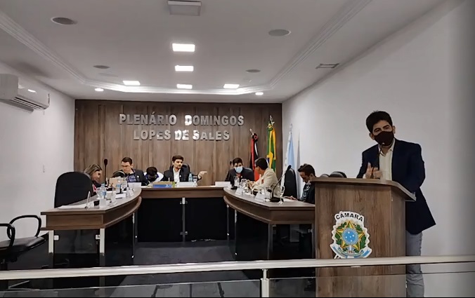 Sessão na câmara de Marizópolis gera polêmica e projeto para nomeação de homenageado em praça teve fato inusitado. sessaomarizopolis - Sessão na câmara de Marizópolis gera polêmica e projeto para nomeação de homenageado em praça teve fato inusitado.