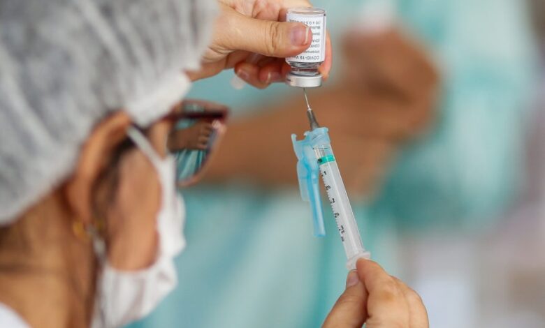 vacina covid 780x470 - João Pessoa segue vacinando contra Covid-19 e também testando para doença em postos fixos