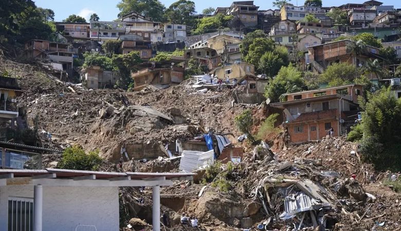 Temporal em Petrópolis deixa 104 mortos; 134 pessoas estão desaparecidas PETROPOLIS 780x450 - Temporal em Petrópolis deixa 104 mortos; 134 pessoas estão desaparecidas
