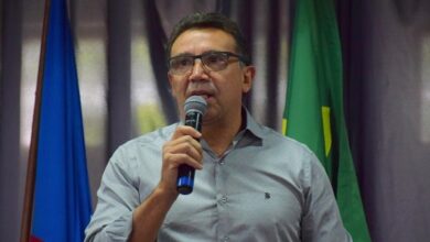 Prefeito ARCOVERDE 390x220 - Derrota de LW: Justiça suspende aumento de salário do prefeito do município de Arcoverde; VEJA DECISÃO