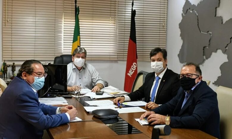 Processo de Licitação para pavimentação asfáltica de ruas no município de Bonito de Santa Fé é concluso e prefeito agradece ao governador João Azevedo pela parceria. ceninha novo 780x470 - Processo de Licitação para pavimentação asfáltica de ruas no município de Bonito de Santa Fé é concluso e prefeito agradece ao governador João Azevedo pela parceria.