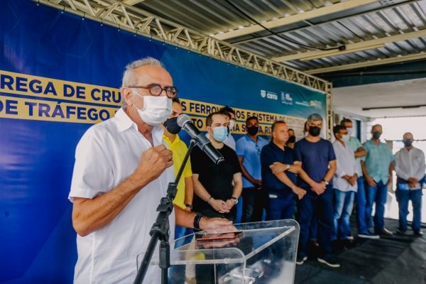 Prefeito Cícero Lucena acompanha ministro Rogério Marinho em inauguração de obra ferroviária cicero - Prefeito Cícero Lucena acompanha ministro Rogério Marinho em inauguração de obra ferroviária