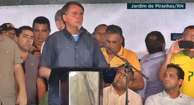 Prefeitos Dr. Cleiton, Babau e prefeita Larissa Rocha acompanham visita de Bolsonaro ao Rio Grande do Norte e diz que estão “fechados” com o presidente cleiton2 780x424 - Prefeitos Dr. Cleiton, Babau e prefeita Larissa Rocha acompanham visita de Bolsonaro ao Rio Grande do Norte e diz que estão “fechados” com o presidente