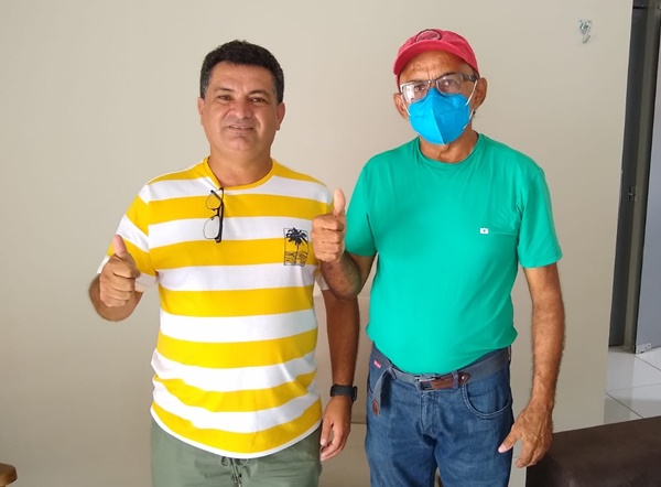 NA ATIVA: Mesmo optando não por disputar cargo eletivo, Joaquim de Edite segue sendo uma voz atuante e respeitada na política de São João do Rio do Peixe luiz - NA ATIVA: Mesmo optando não por disputar cargo eletivo, Joaquim de Edite segue sendo uma voz atuante e respeitada na política de São João do Rio do Peixe