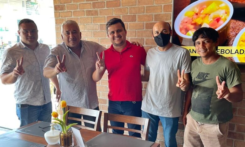 valdemir 780x470 - Após rompimento com João Neto e apoio a pré-candidatura de André Gadelha, vice-prefeito de Aparecida ''pula'' novamente e anuncia apoio ao projeto político de Gilbertinho de Lagoa; Ex-prefeito também acompanha grupo.