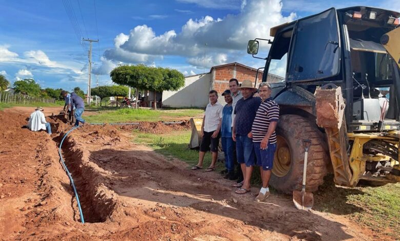 TRIUNFO: Prefeito Espedito Filho acompanha trabalhos de execução final para levar água tratada a comunidade do Jenipapeiro. TRIUNFO 780x470 - TRIUNFO: Prefeito Espedito Filho acompanha trabalhos de execução final para levar água tratada a comunidade do Jenipapeiro.