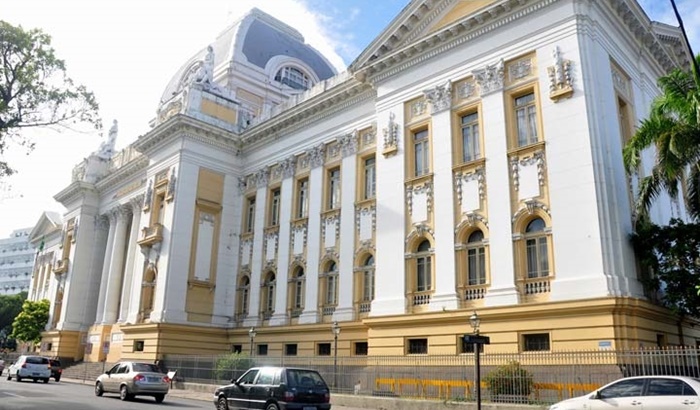 Justiça determina suspensão de greve de professores de Belo Jardim e considera que a prefeitura já paga além do piso tjpe - Justiça determina suspensão de greve de professores de Belo Jardim e considera que a prefeitura já paga além do piso