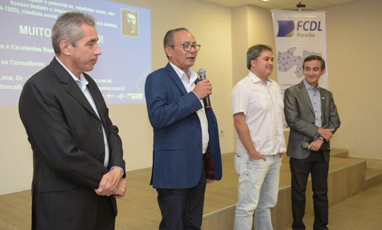 Líderes empresariais desembarcam em João Pessoa para homenagear deputado Efraim Filho efraimCDL 780x470 - Líderes empresariais desembarcam em João Pessoa para homenagear deputado Efraim Filho