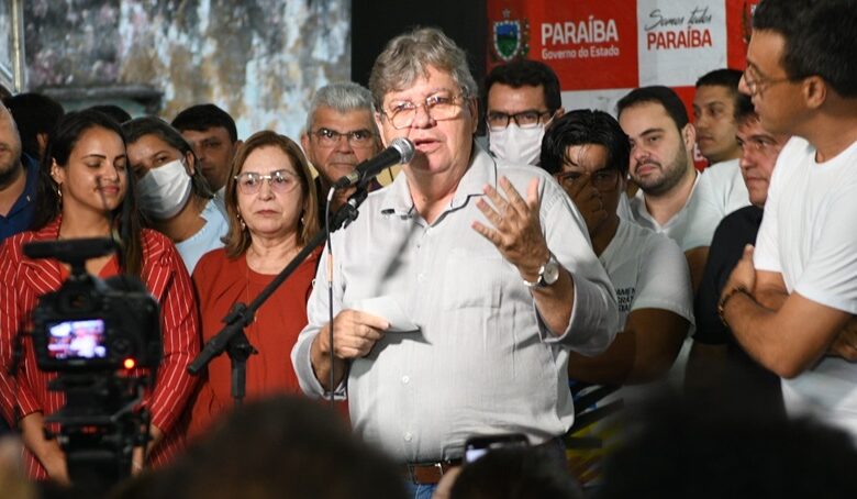 João Azevêdo entrega obras de acesso ao Distrito de Cepilho e beneficia população do Brejo paraibano j1 780x454 - João Azevêdo entrega obras de acesso ao Distrito de Cepilho e beneficia população do Brejo paraibano