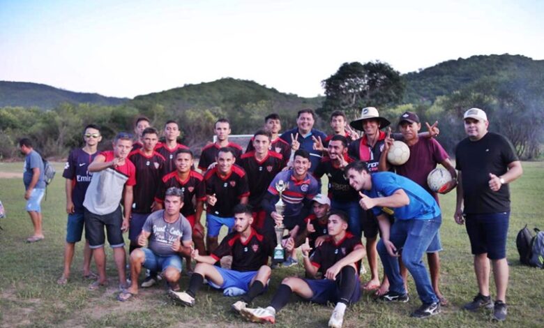 n1 780x470 - Prefeitura de Nazarezinho realiza torneio de futebol em comemoração ao dia do trabalhador.