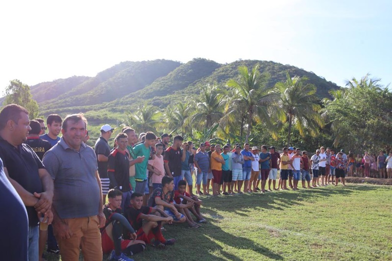 n2 - Prefeitura de Nazarezinho realiza torneio de futebol em comemoração ao dia do trabalhador.