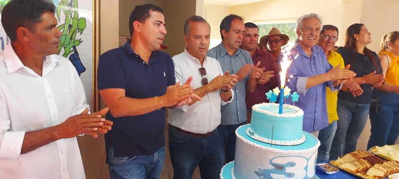 Ao lado de Rogério Marinho, João Maia e Dr. Kerginaldo, Prefeito de Venha-Ver comemora 30 anos de emancipação política do município. 0430 - Ao lado de Rogério Marinho, João Maia e Dr. Kerginaldo, Prefeito de Venha-Ver comemora 30 anos de emancipação política do município.