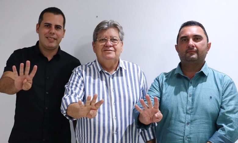 Prefeito de Juarez Távora declara apoio à reeleição do governador João Azevêdo PREFEITO JUAREZ 780x470 - Prefeito de Juarez Távora declara apoio à reeleição do governador João Azevêdo