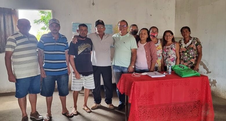 Prefeito Ceninha Lucena faz seu Gabinete itinerante para atender a população no final de semana em Bonito de Santa Fé. ceninha 780x419 - Prefeito Ceninha Lucena faz seu Gabinete itinerante para atender a população no final de semana em Bonito de Santa Fé.