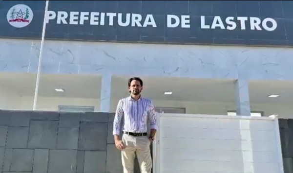 CONQUISTA: CAPS do município de Lastro tem habilitação aprovada pelo Ministério da Saúde e passa a receber recursos do Governo Federal; Prefeito comemora liberação prefeitura - CONQUISTA: CAPS do município de Lastro tem habilitação aprovada pelo Ministério da Saúde e passa a receber recursos do Governo Federal; Prefeito comemora liberação