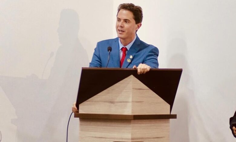 Veneziano participa de entrega de comenda Vital do Rêgo ao Presidente da República em exercício e debate com industriais o futuro da Paraíba vene1 1 780x470 - Veneziano participa de entrega de comenda Vital do Rêgo ao Presidente da República em exercício e debate com industriais o futuro da Paraíba