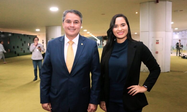 Efraim Filho comemora PEC da Enfermagem: “Vamos garantir os direitos de quem tanto lutou por todos nós” efraim enfermagem 780x470 - Efraim Filho comemora PEC da Enfermagem: “Vamos garantir os direitos de quem tanto lutou por todos nós”