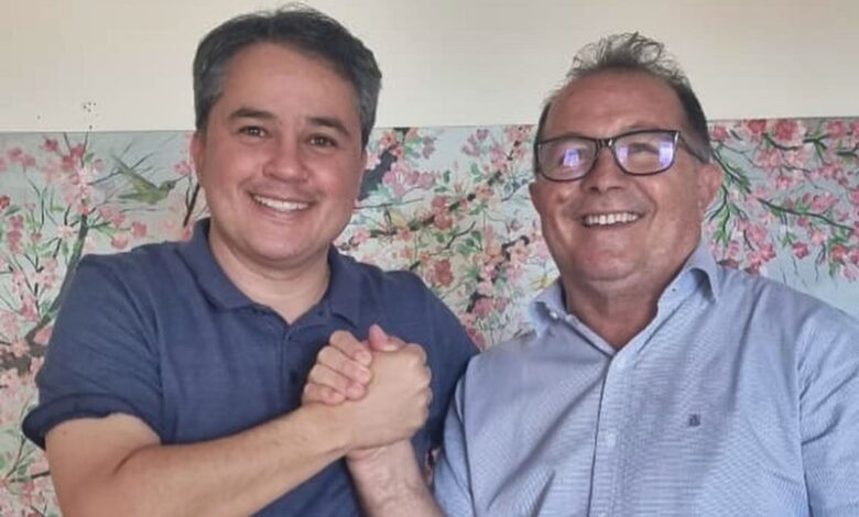 Prefeito de Bonito de Santa Fé reafirma apoio à candidatura de Efraim Filho para o Senado bonitoefraim 780x470 - Prefeito de Bonito de Santa Fé reafirma apoio à candidatura de Efraim Filho para o Senado
